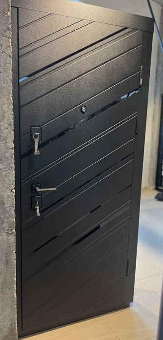 Двері вхідні у квартиру, будинок. єВідновлення, розтермінування