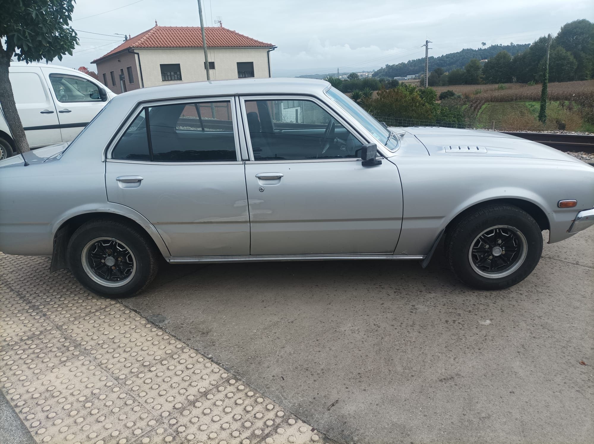 Toyota Corona 1800 de 1976
