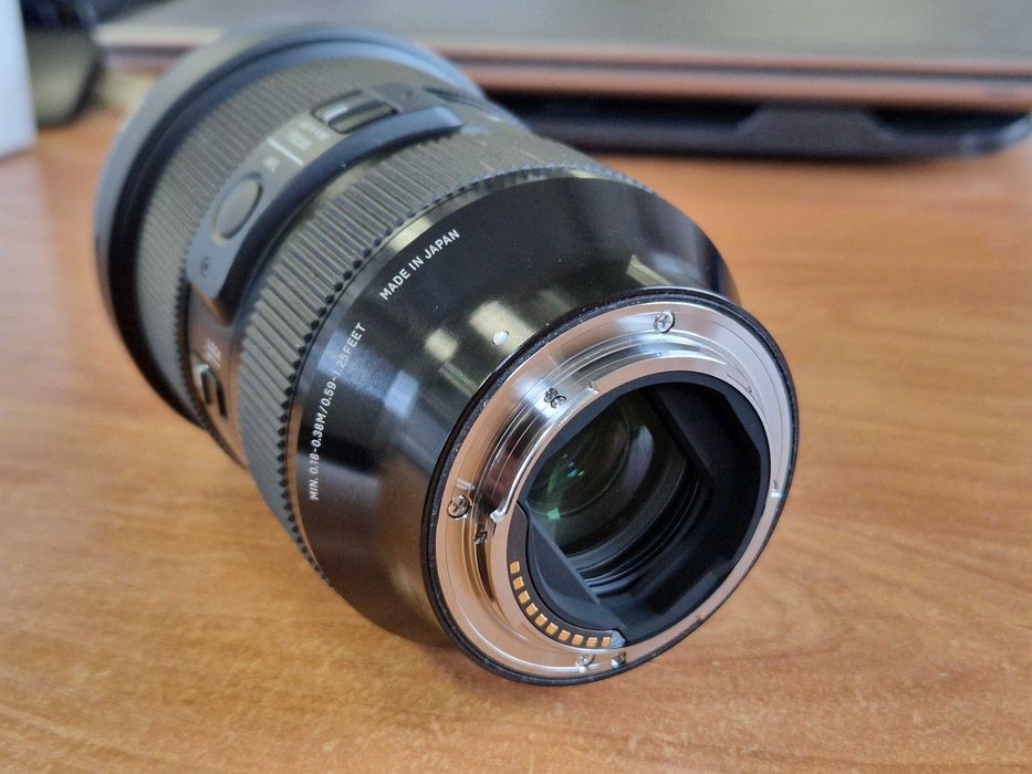 Sigma 24-70 mm f/2.8 DG DN Art Sony E