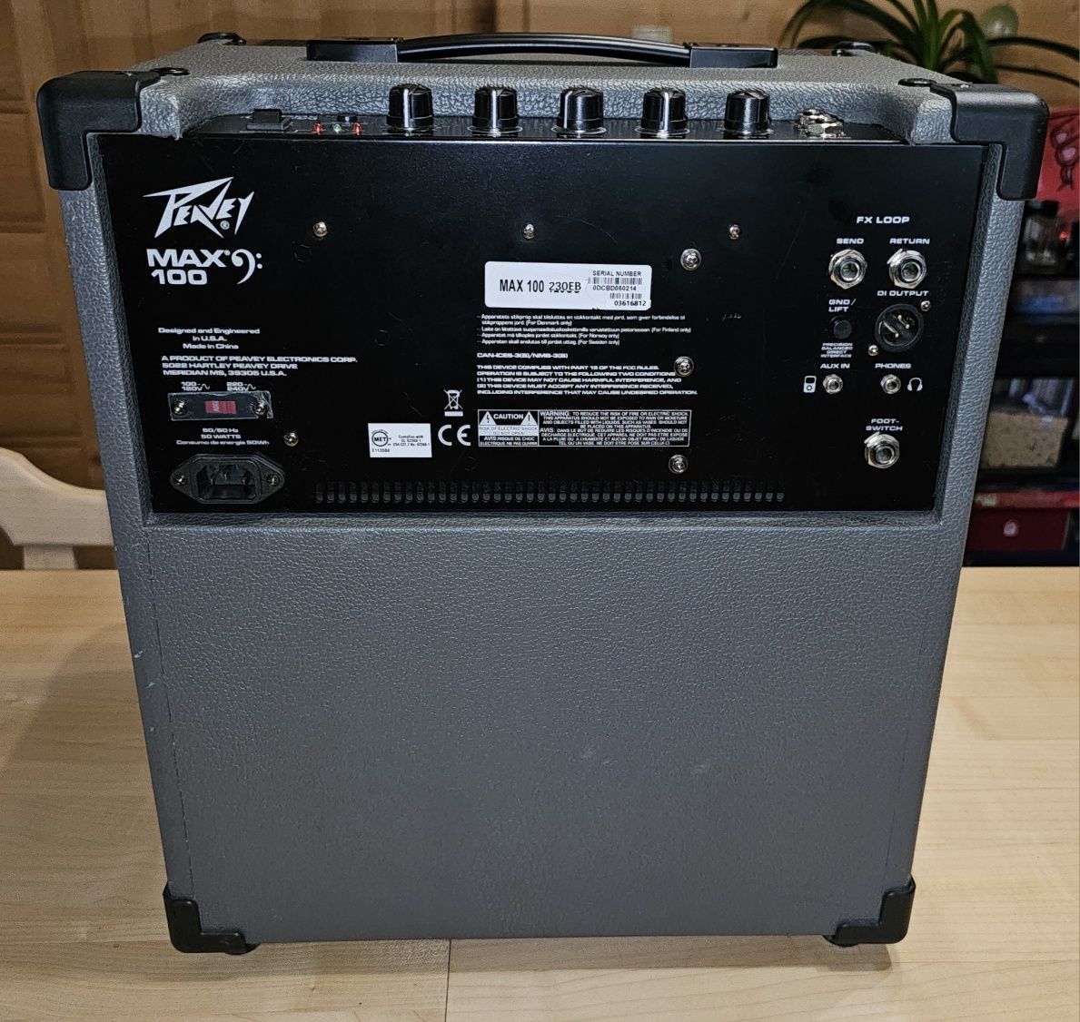 Peavey Max 100 wzmacniacz basowy