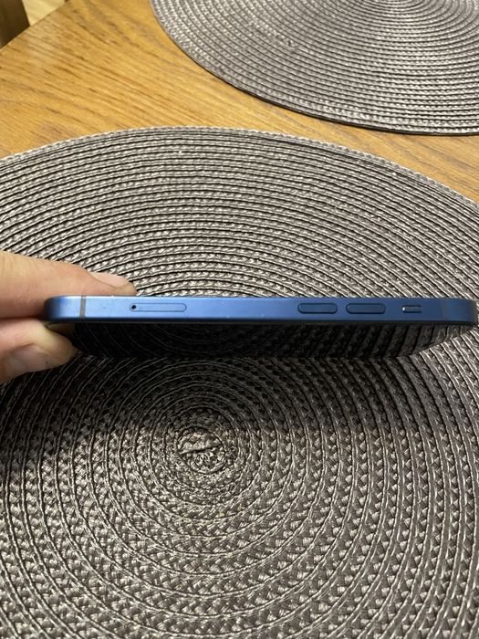 Iphone 12 mini в хорошому стані