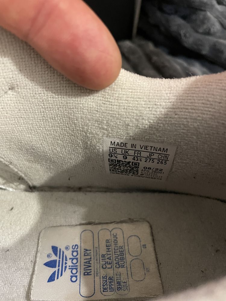 Чоловічі кросівки Adidas Rivalry Low 86 43(27,5см) оригінал