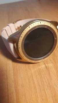 Smartwatch Samsung Galaxy Classic dla kobiet 40 mm, Rosegold