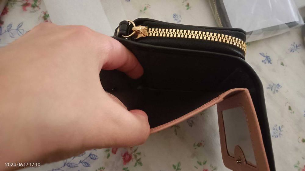 Carteiras novas femininas