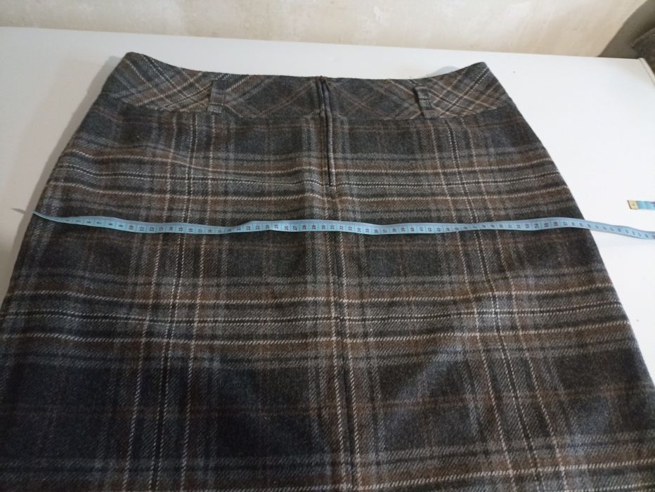 Жіноча зимова спідниця