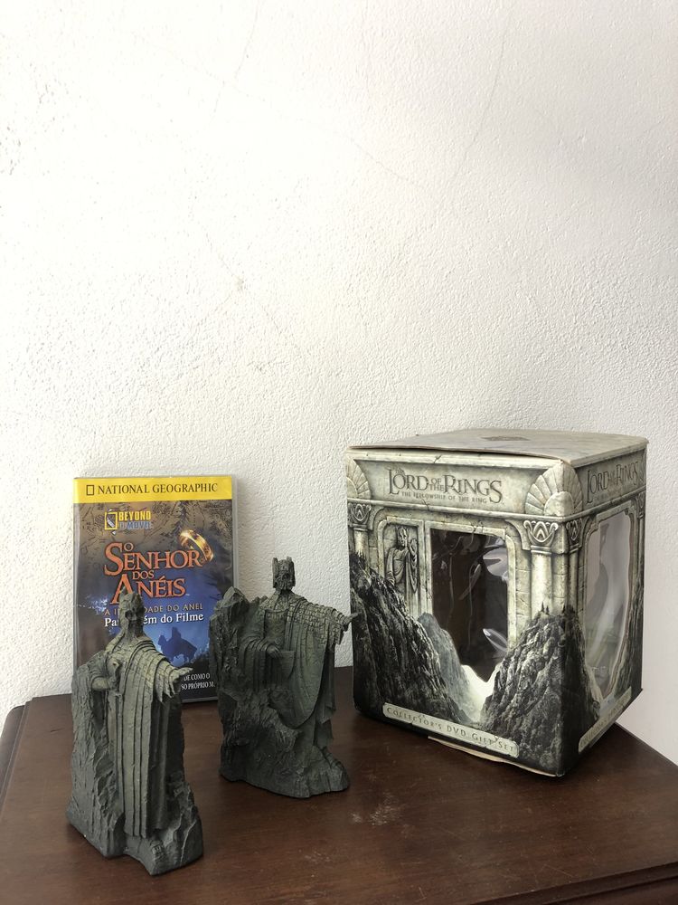 Colecionável “Lord of the Rings” Edição limitada e numerada, com DVD e