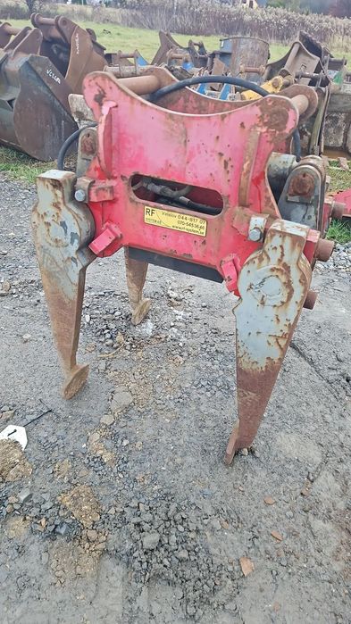 Chwytak kolejowy zagęszczarka do tłucznia do koparki do podkładów kolejowych S45 złącze