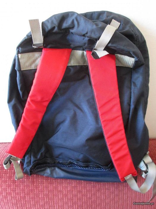 Mochila LE COQ SPORTIF+Mo ERIMA+Moch GEONAUTE+Mala p/ pôr à cintura