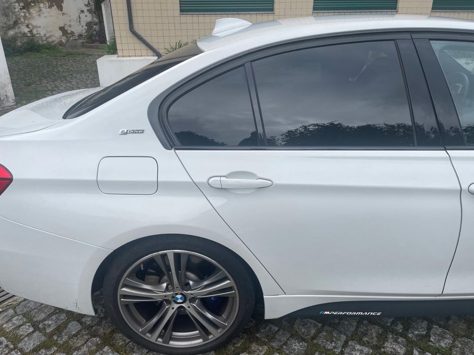 BMW 330e pack M i performace