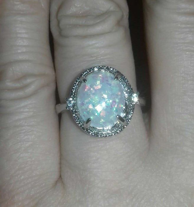 pierścionek srebrny z opalem