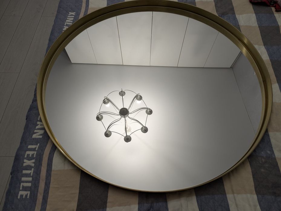 Дизайнерське кругле  дзеркало на стіну