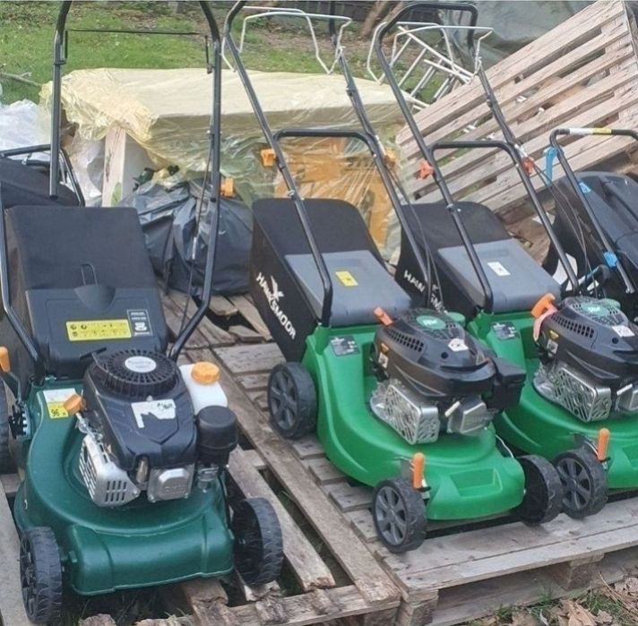 Kosa spalinowa do trawy TITAN Macallister HUSQVARNA