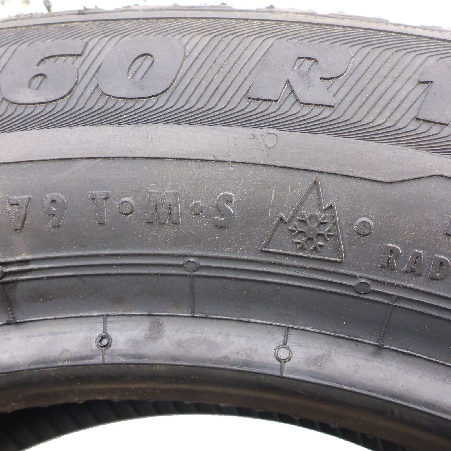 165/60/14 Semperit 165/70R14 79T Master-Grip2 2020 Zimowe Nieużywane