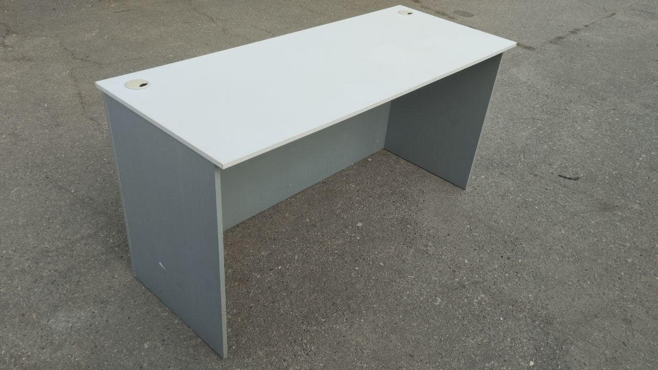 Офісний стіл 150х75х60