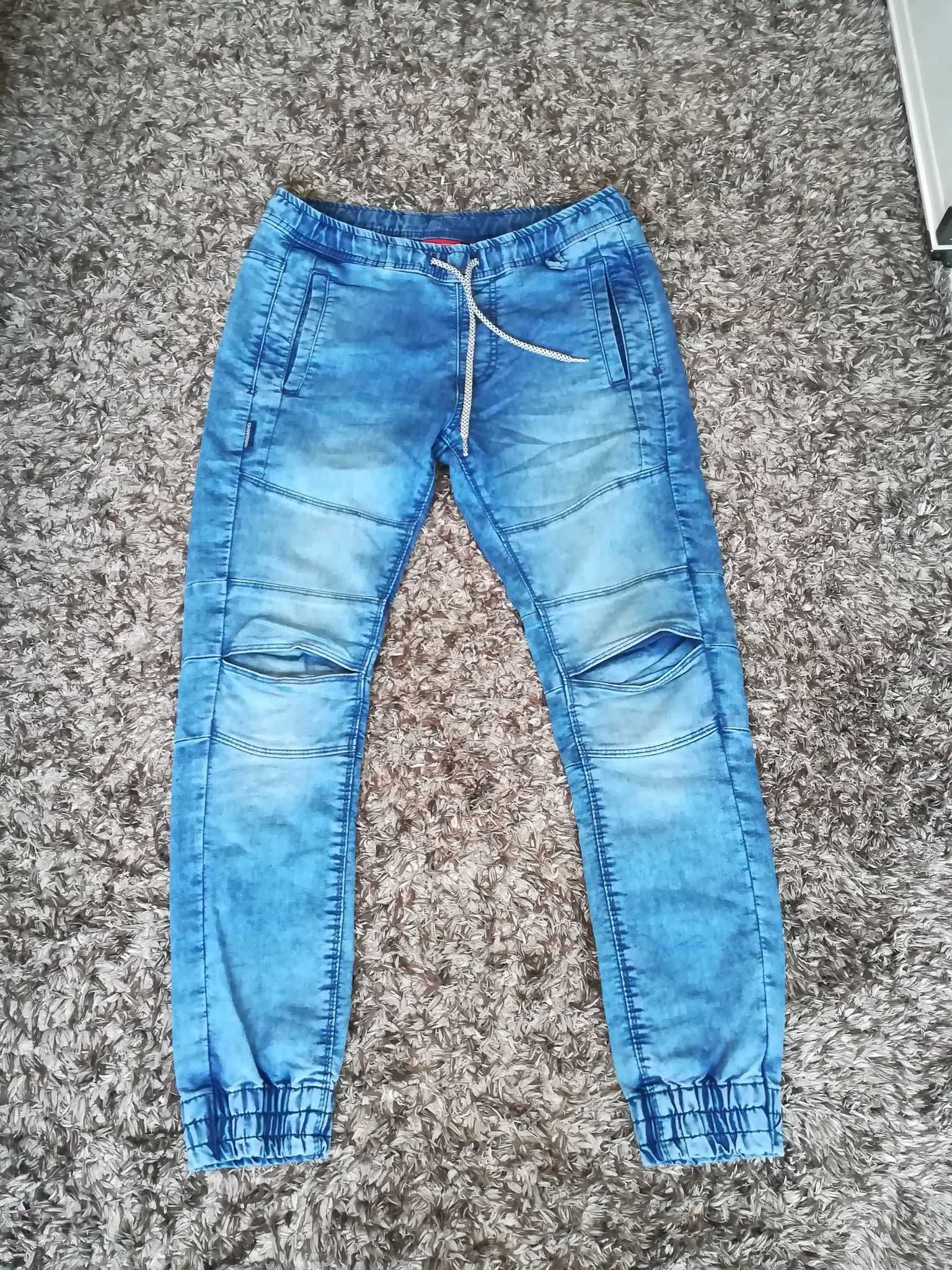 Spodnie jeansowe jogger marki CROPPP rozmiar 28/32