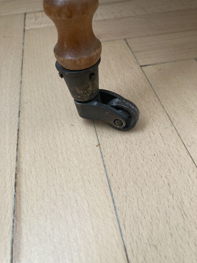Stolik z szufladą szafka retro na winyle