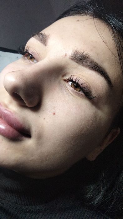 Нарощування вій .