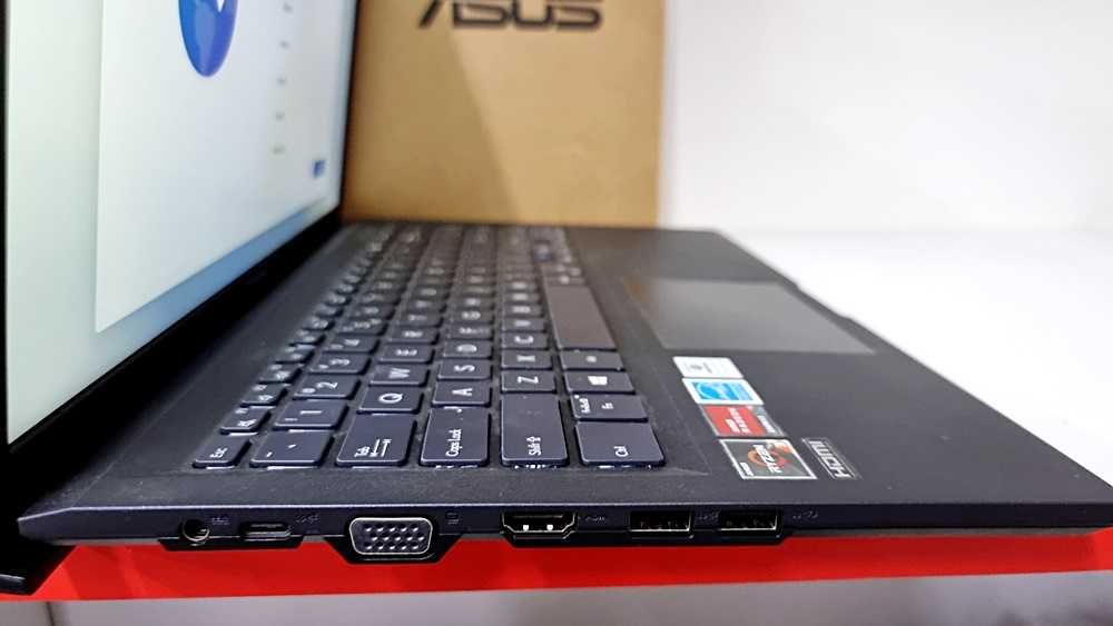 Laptop ASUS ExpertBook L1500