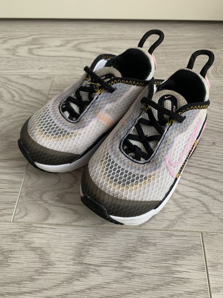 Buciki Nike airmax rozmiar 22