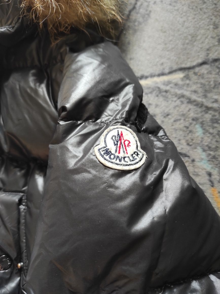 Продам курточку moncler (в наличии)