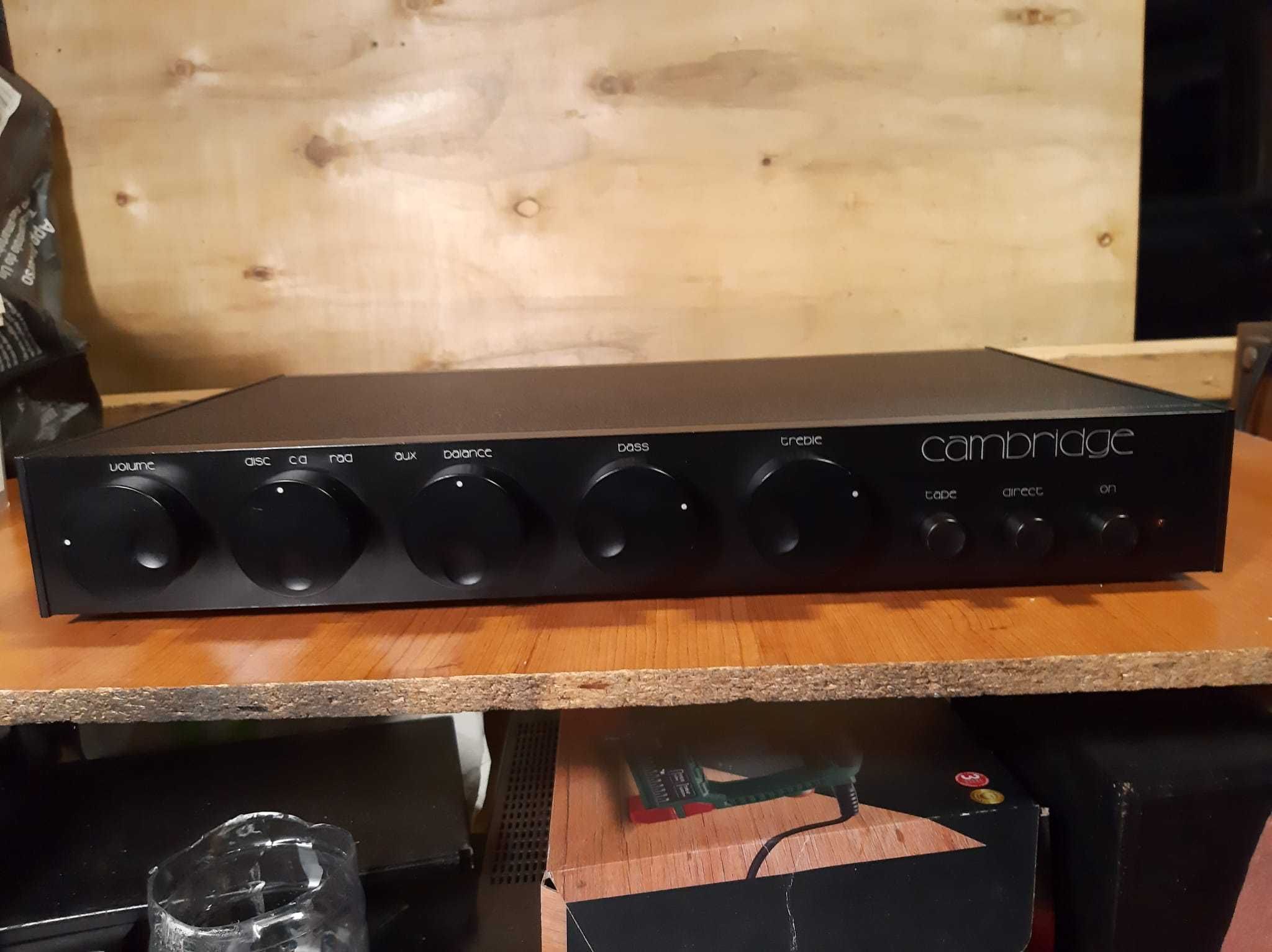 Amplificador Cambridge Audio P55