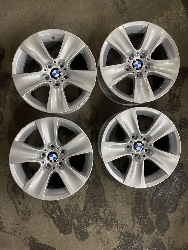 Продам комплект оригінальних дисків BMW R17 5x120