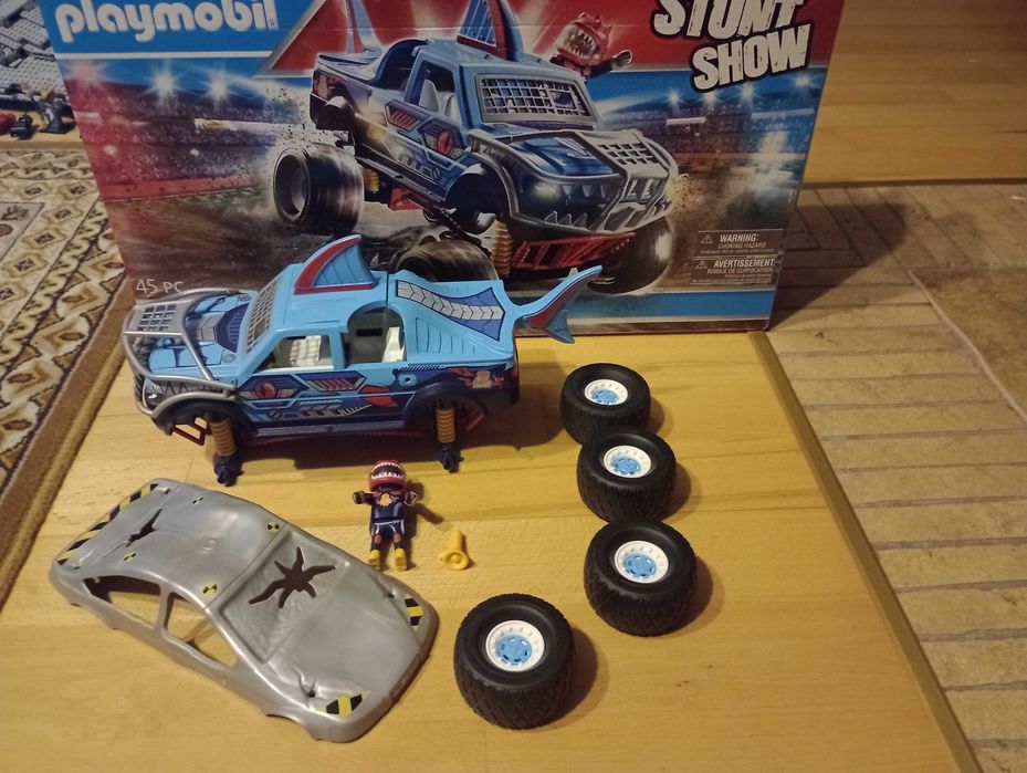 Sprzedam kompletny zestaw Playmobil 70550