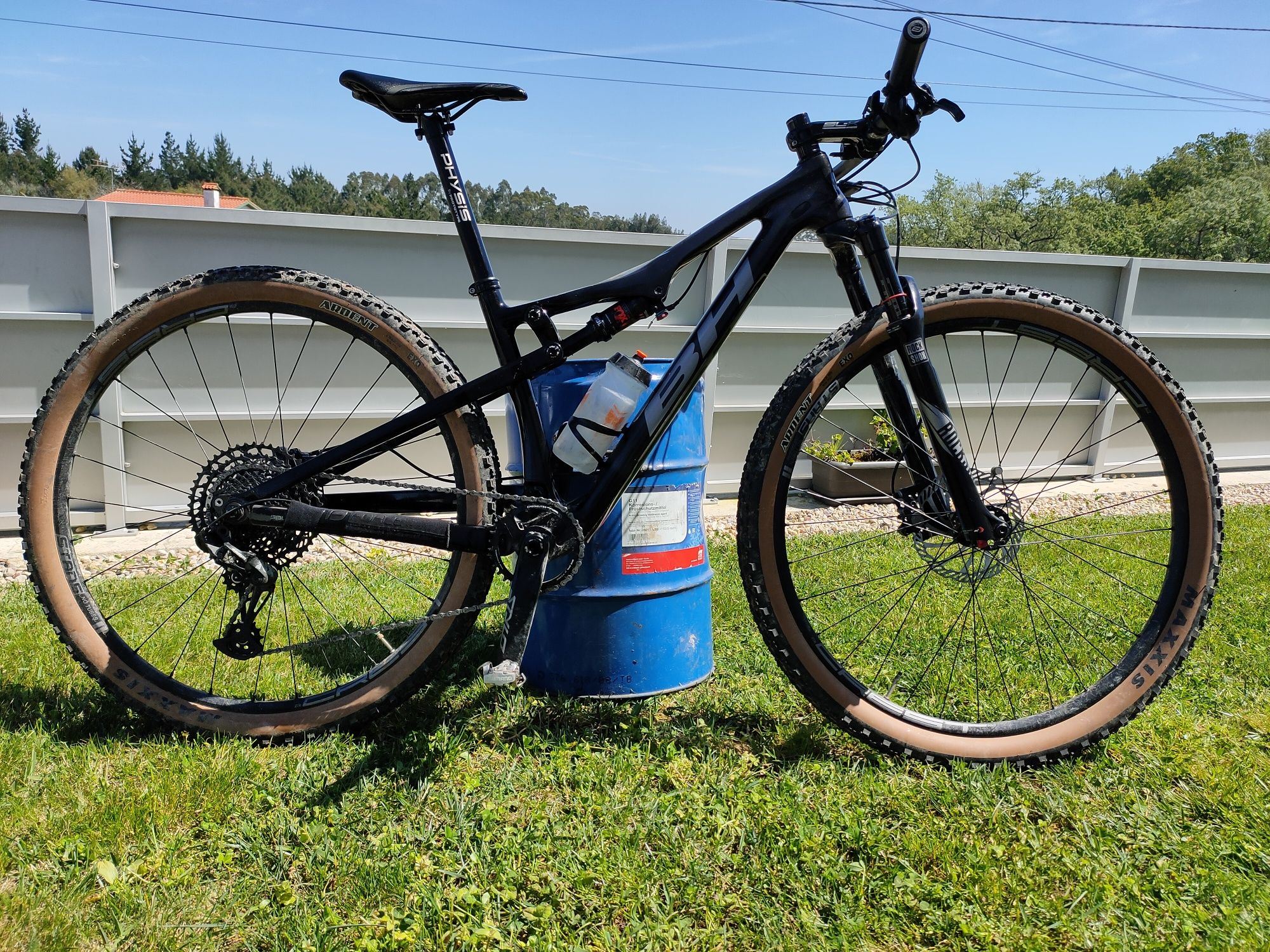 BH suspensão total carbono 29"