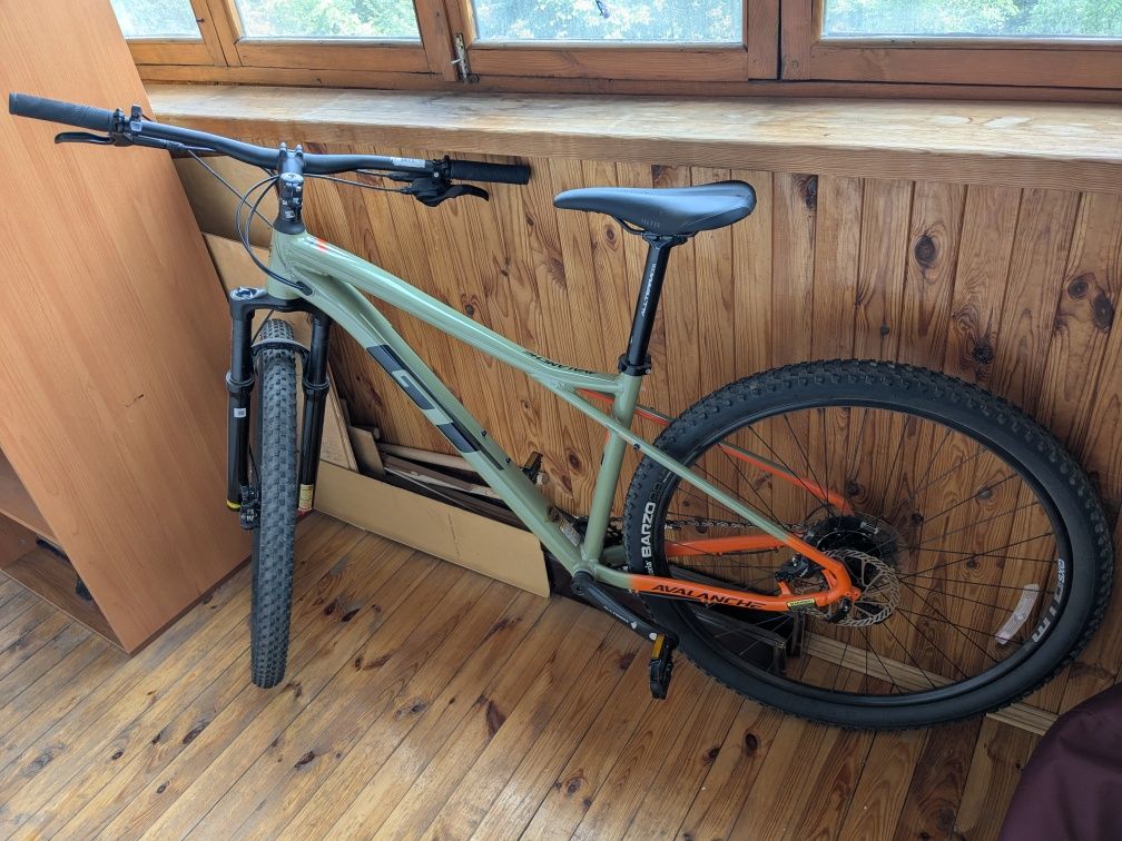 Велосипед GT Avalanche Elite