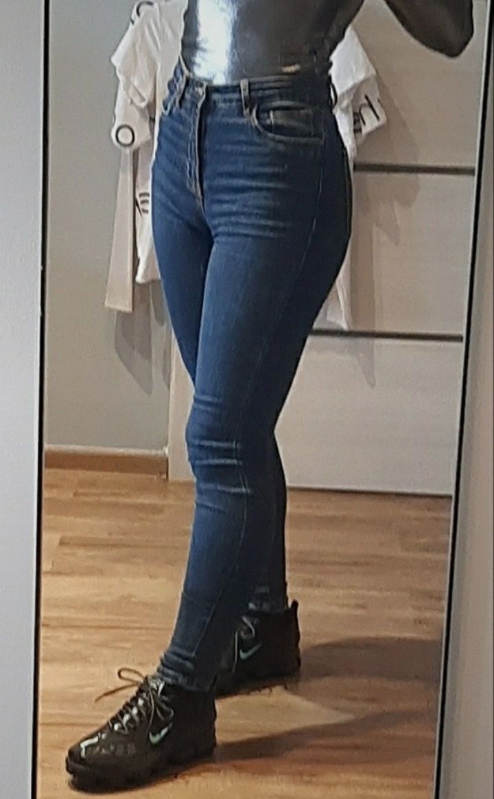 Diverse jeansy granatowe spodnie jeans rozm.S