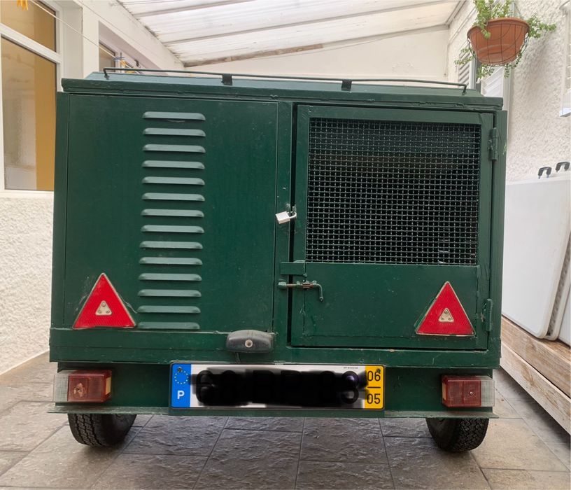 Atrelado cães caça