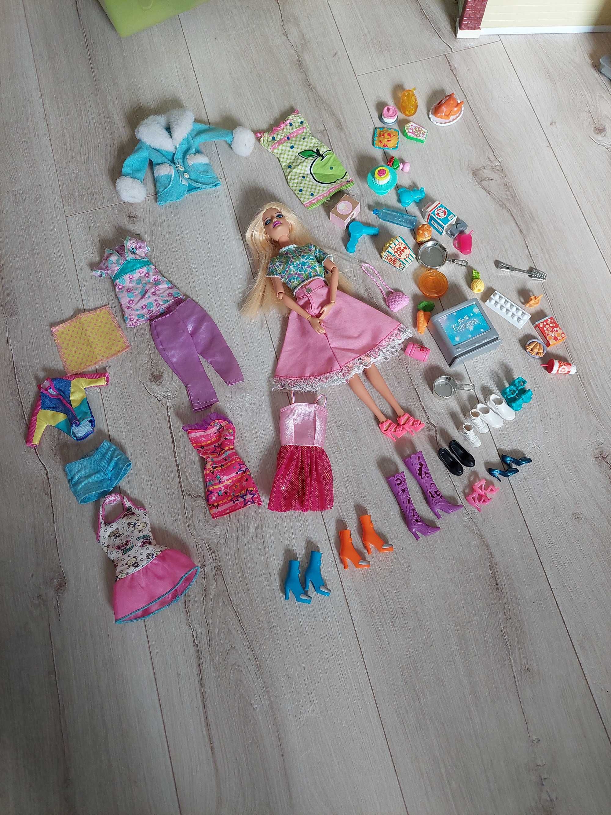 Domek dla lalki Barbie 2000