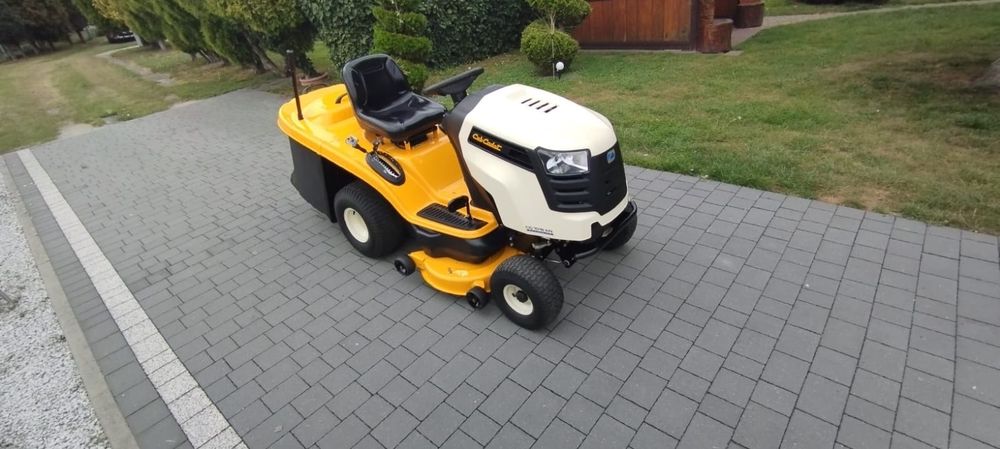 Traktorek do trawy kosiarka samojezdna traktor cub cadet