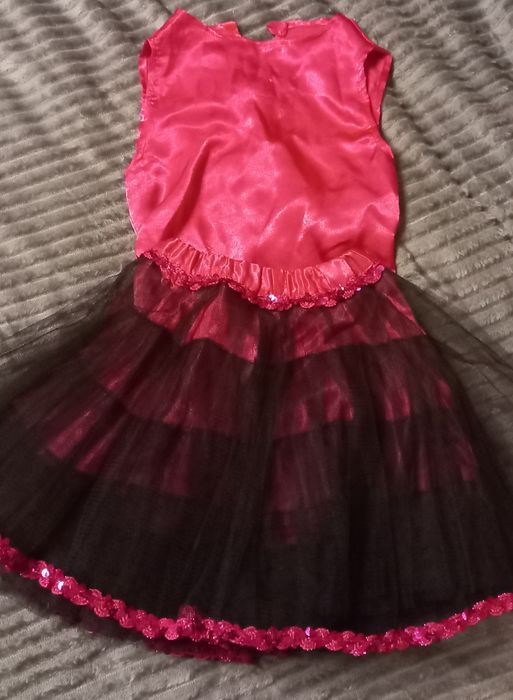 Костюмчик на дівчинку