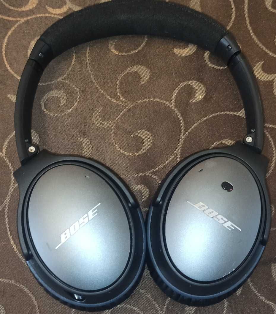 Bose QC 25 Noise Cancelling Headphones (versão Iphone)