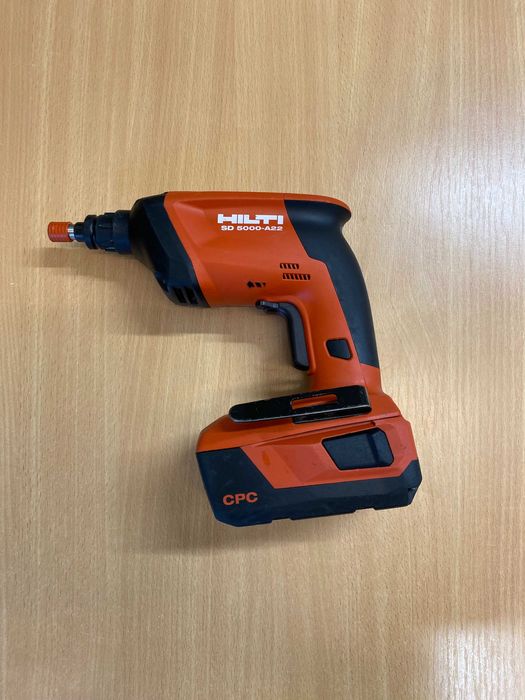 Wkrętarka taśmowa HILTI SD 5000-A22 z 10.2021 + B22/4.0Ah 07/2022r