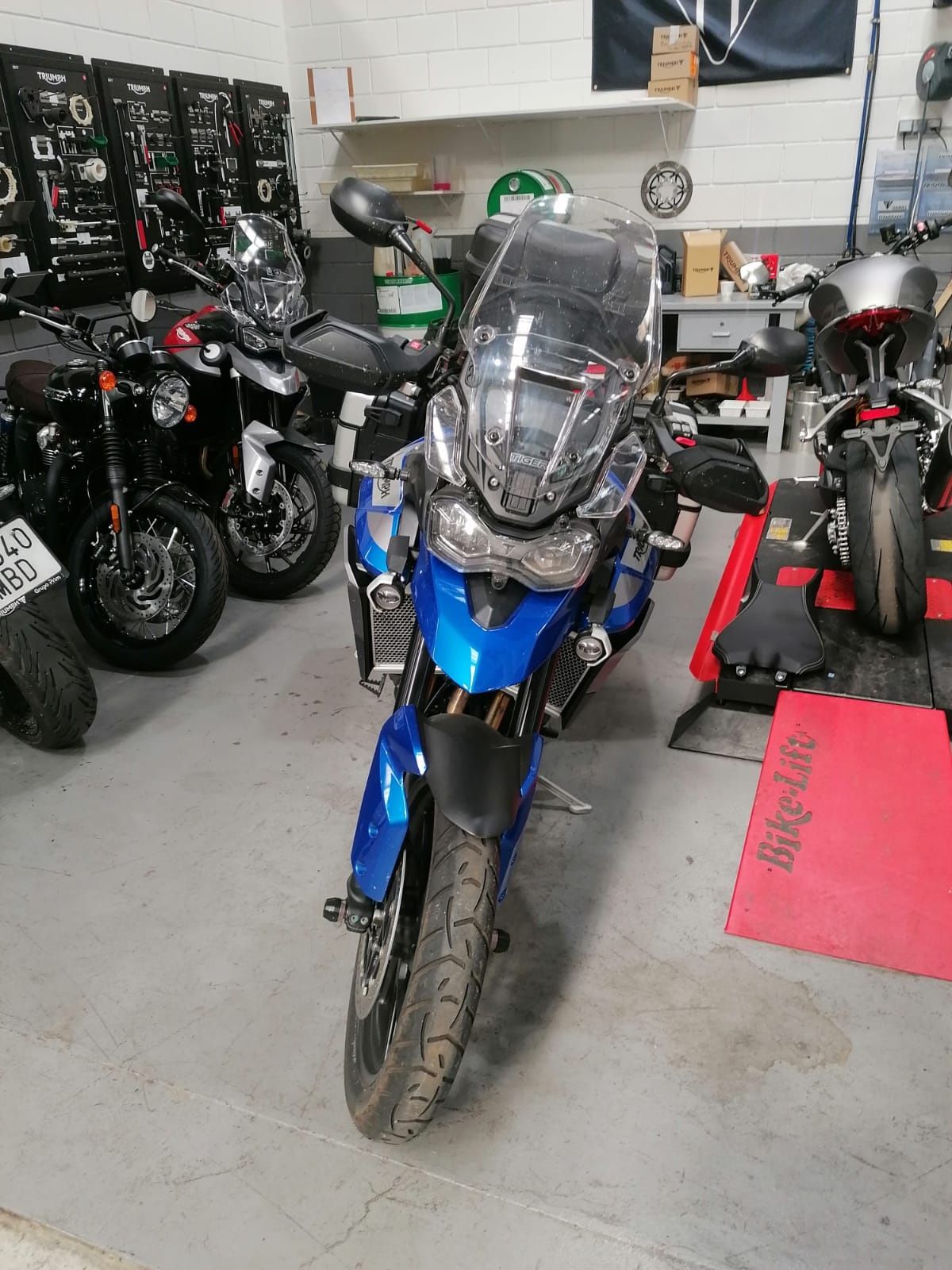 Triumph Tiger 900 GT com 3047kms
