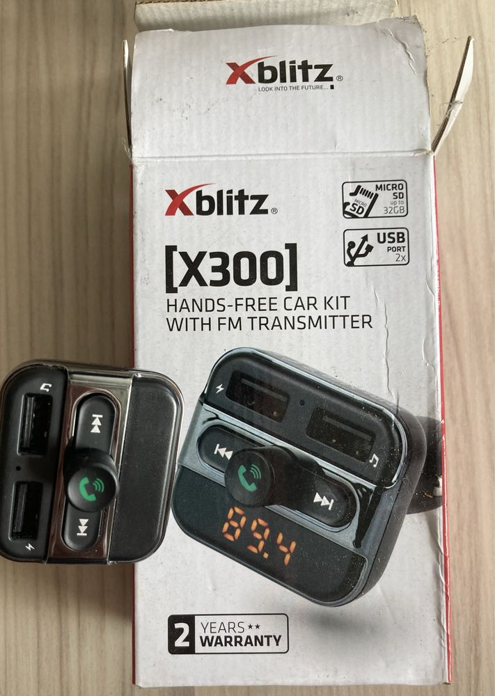 Zestaw głośnomówiący z transmiterem FM Xblitz X300