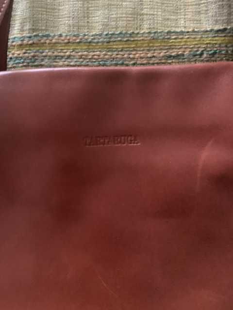 Vendo mala. cor de camelo. / Castanha. De pele