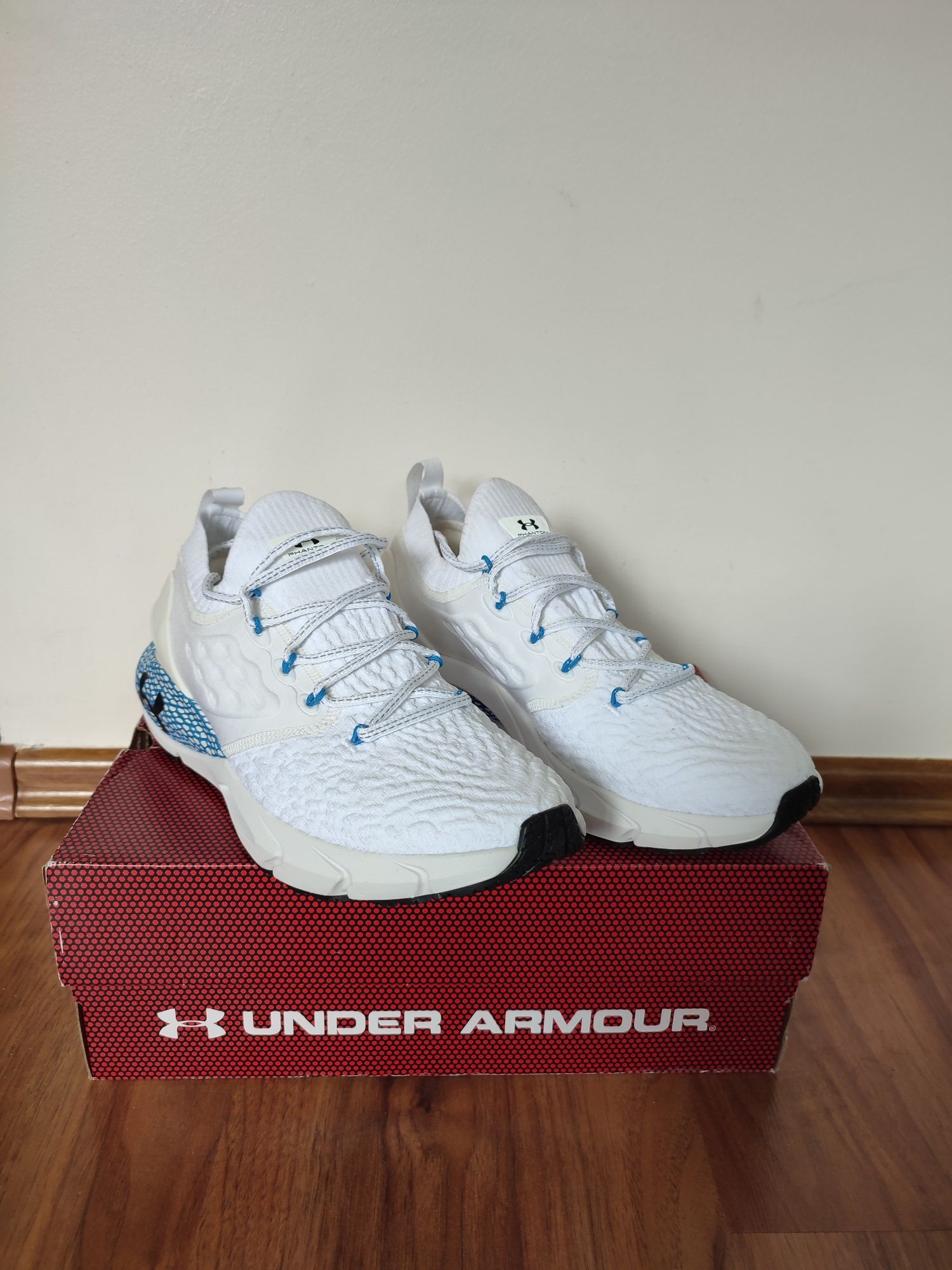 Buty męskie Under Armour Hovr Phantom 2 Rflct Nowe rozmiar 42/26,5 cm