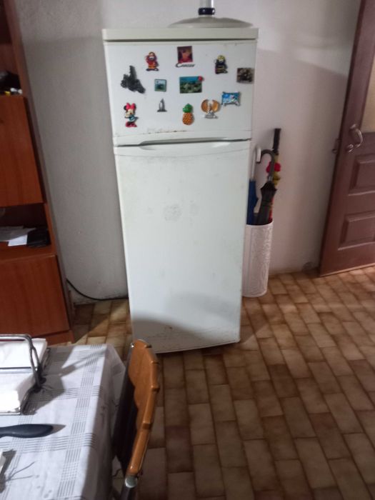 Frigorífico e maquina de lavar roupa