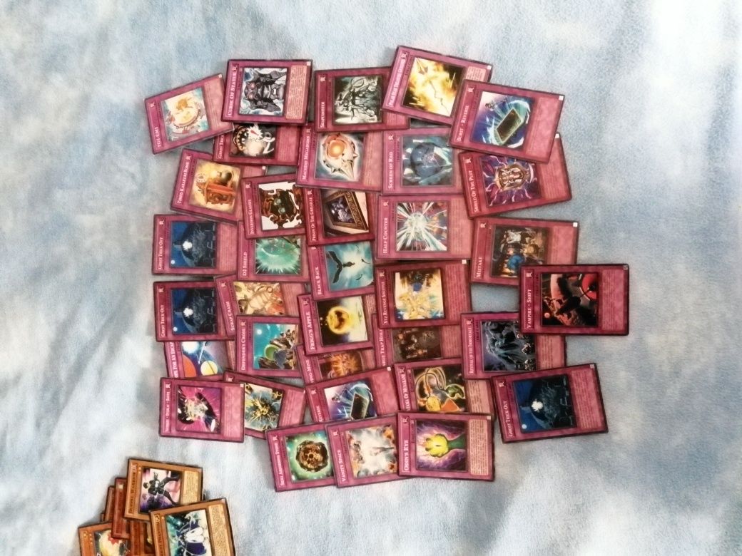 Cartas Yu-Gi-Oh yugioh konami troco por cartas pokemon
