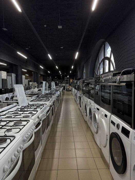 Продається вбудована духова шафа Electrolux EOA5851AAX 
Гарантія!