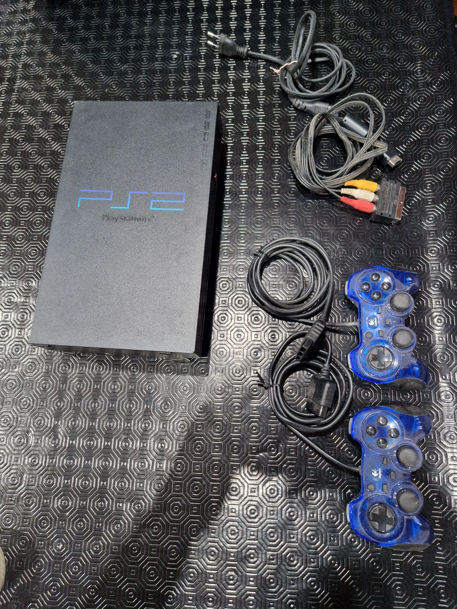 Playstation 2 com 2 comandos