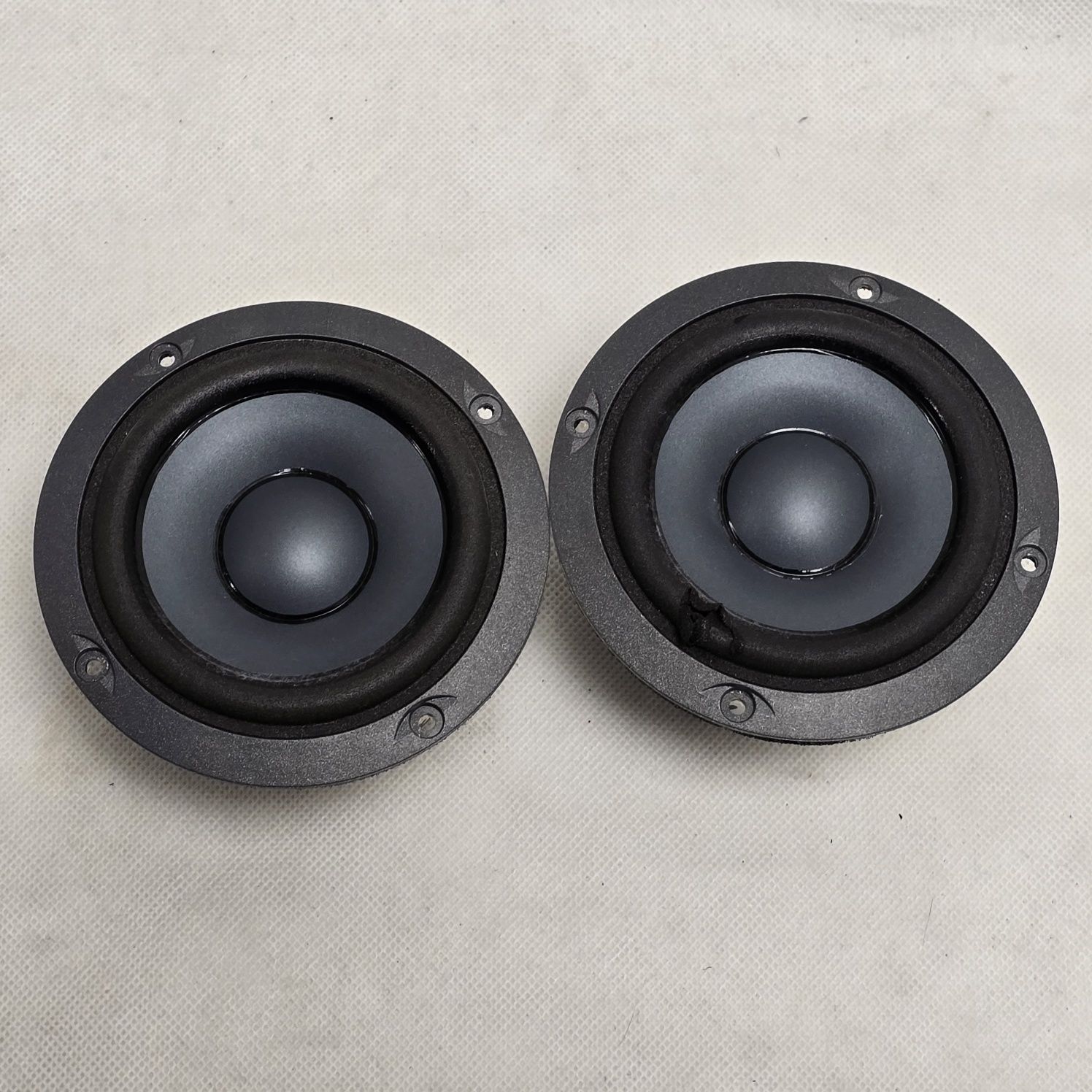 2 x głośniki midi basowe JBL V 2204 A S 8ohm 12.5cm VIFA Tc