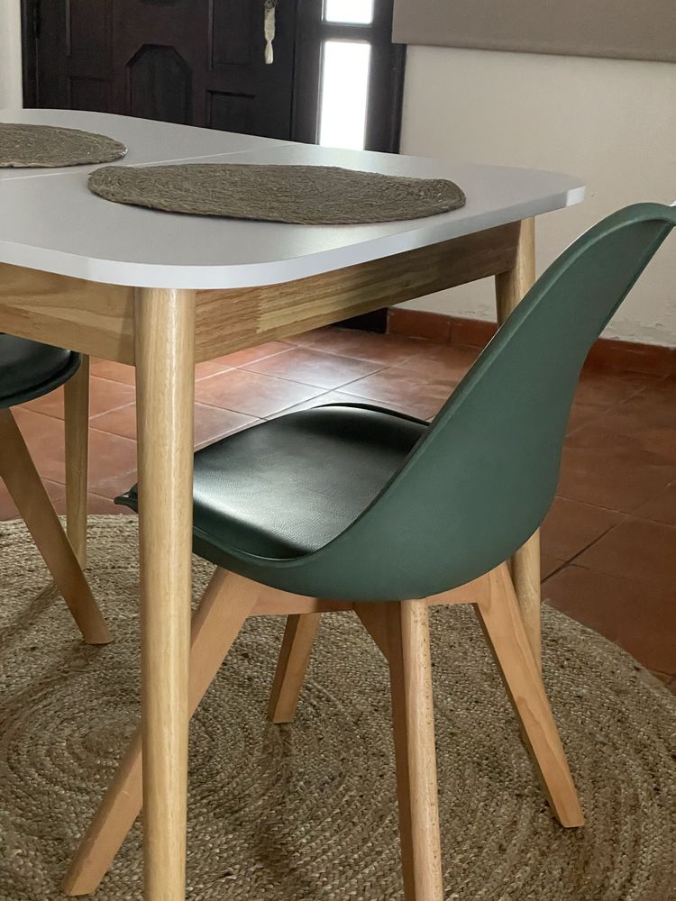 Conjunto Höma Mesa + Cadeiras