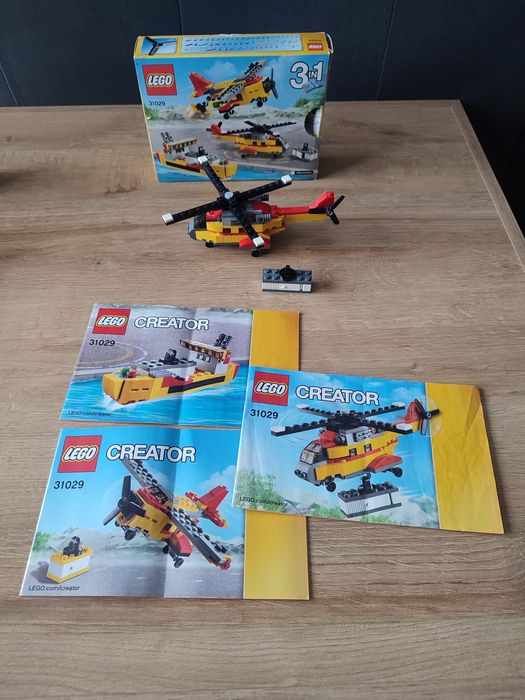 LEGO Creator 3 in 1 nr 31029- helikopter, samolot, łódź