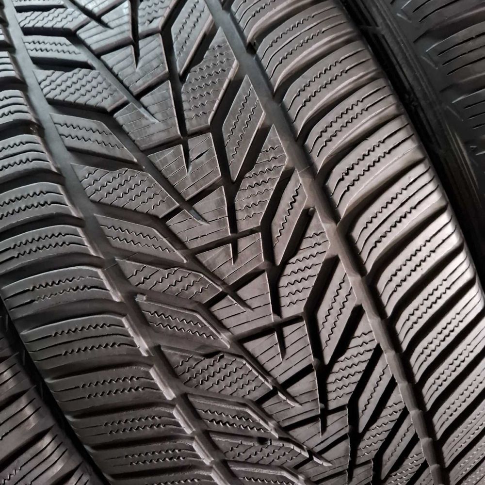 285/45/20 R20 Hankook ICept Evo3 W330 4шт зима