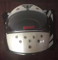 Capacete marca SMK