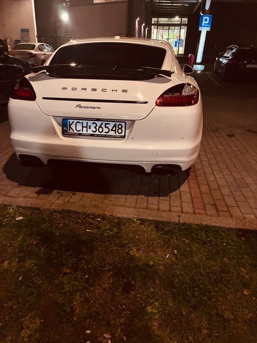 Porsche Panamera do wynajęcia – idealne auto na Twój wyjątkowy dzień!